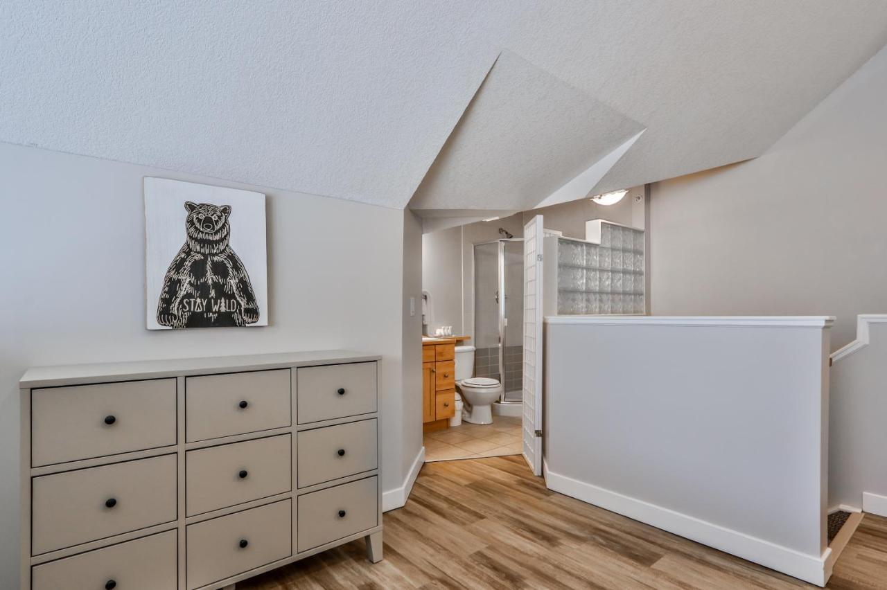 Charming 1 Bdrm Plus Loft With Views Managed By Little Sister Getaways キャンモア エクステリア 写真